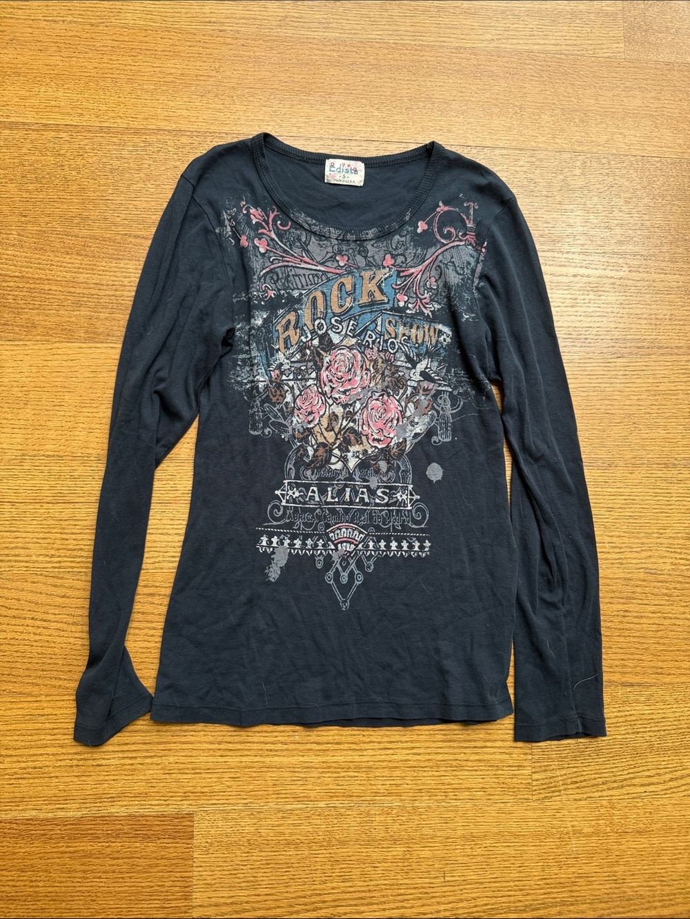 Edista Graphic Long Sleeve Tee Small Black Rock Roses Vintage Style Y2K
